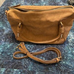 Elegant Tan Leather Handbag